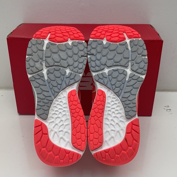 New Balance Women’s Fresh Foam 880v11 - Picture 4 of 4